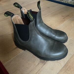 Vegan Leather Blundstones
